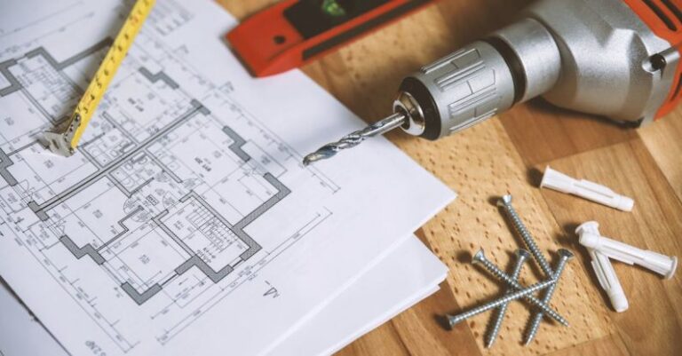 Plans - Floor Plan on Table